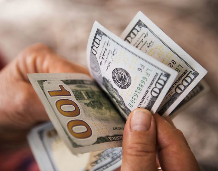 Who is a good contact for counterfeit money?