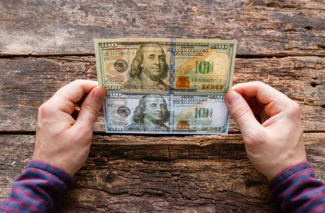 Real vs Fake Money