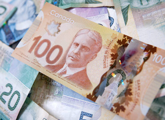 How to Identify and Handle Counterfeit Canadian Money