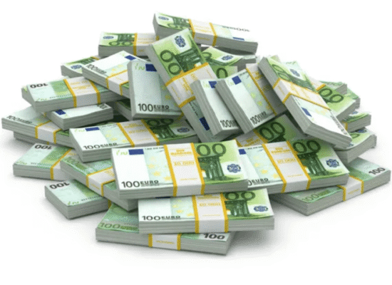 Underground market of counterfeit bills